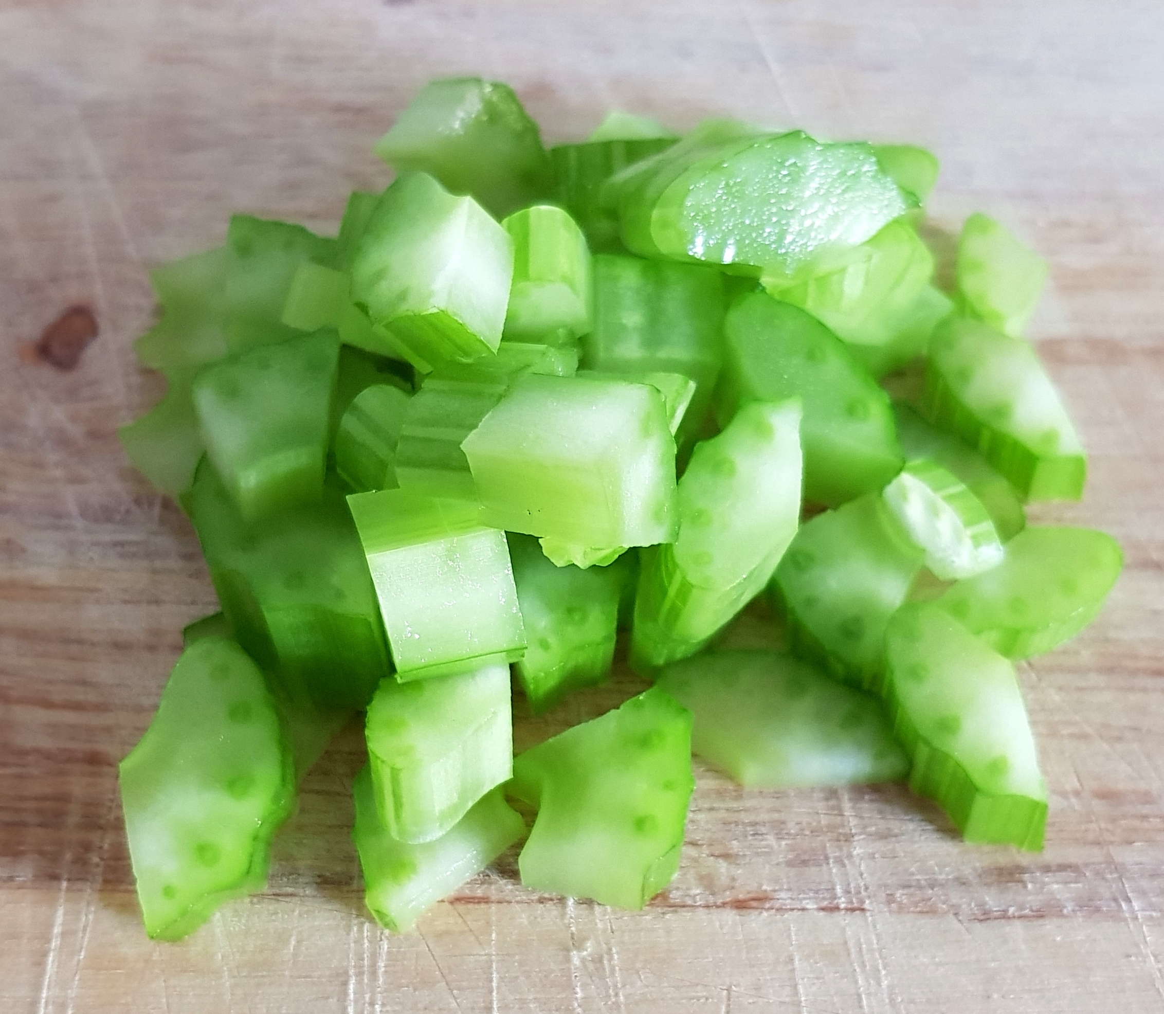 How To Easily Dice Celery