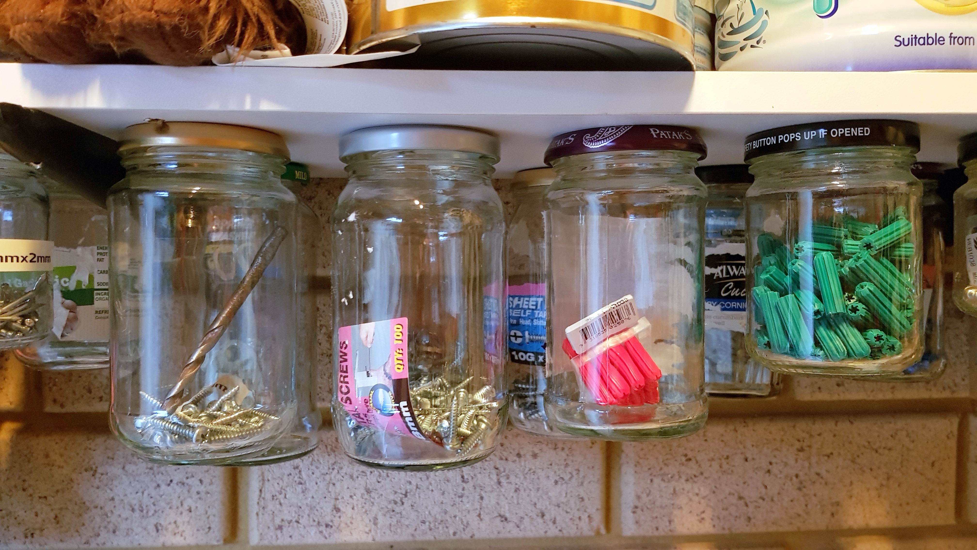 ReuseRecover: Jam Jar Screw Containers