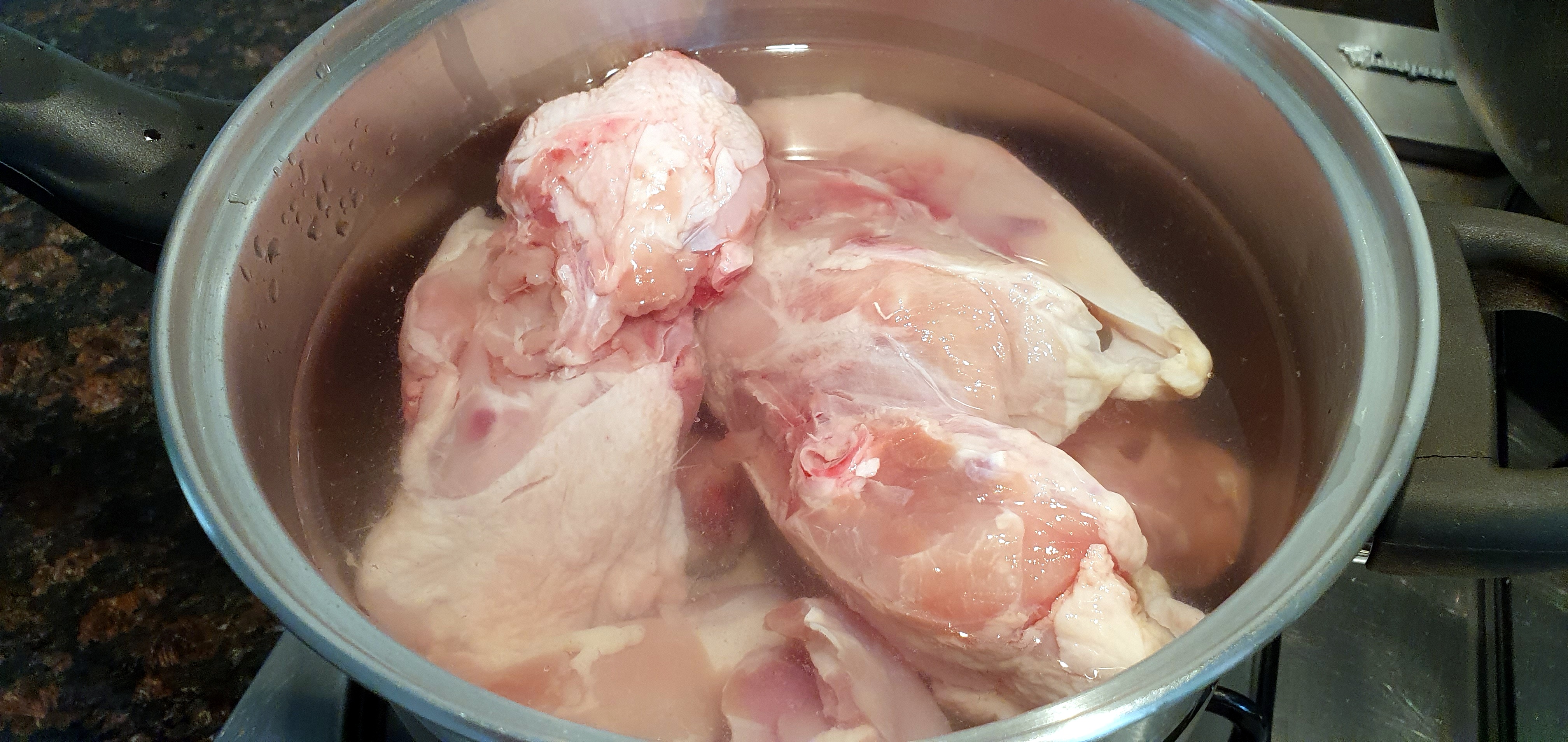 Stock Tip Blanching Chicken