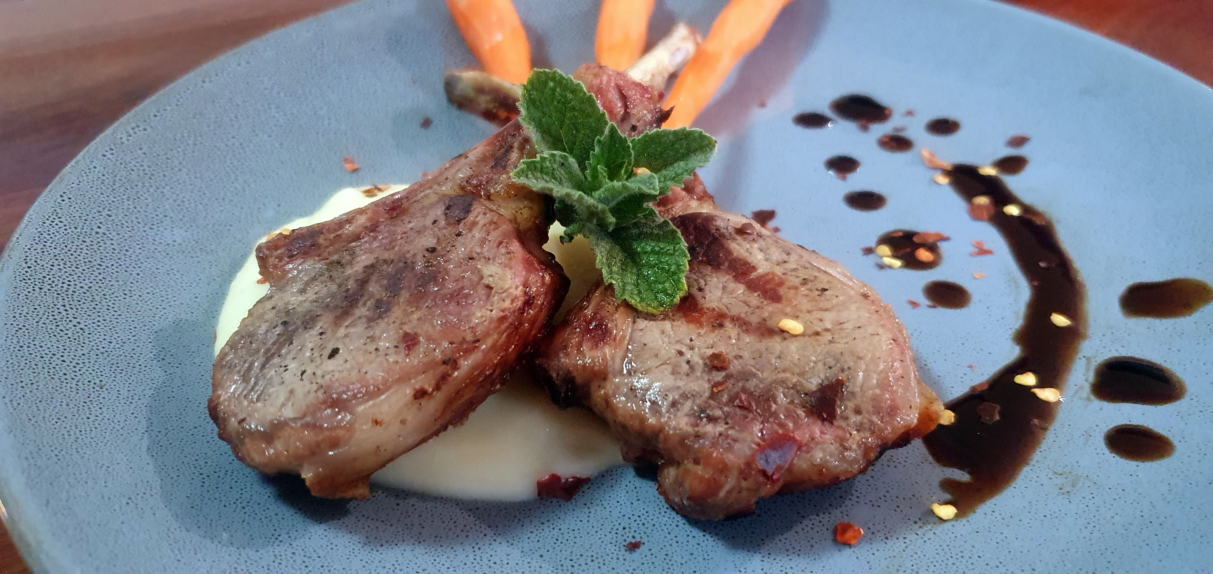 Australian Lamb Cutlets With Potato Puree And Balsamic Mint Sauce
